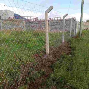 chain link wire fence installation